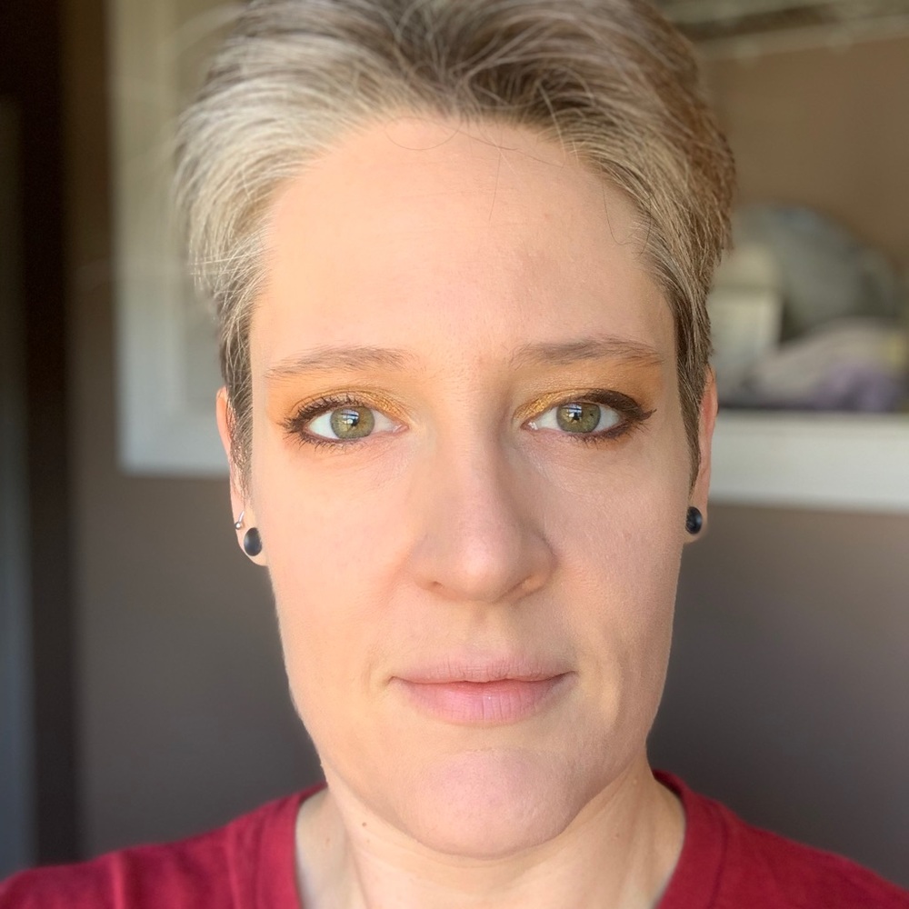 Meet your Posher, Vanessa